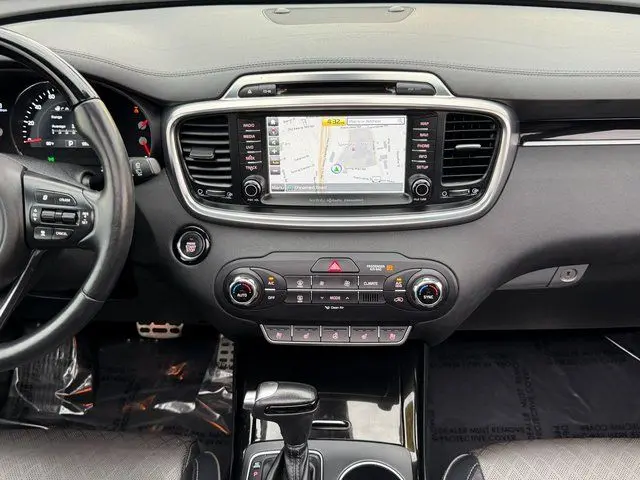 2018 Kia Sorento - $14,156