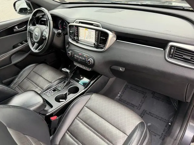 2018 Kia Sorento - $14,156