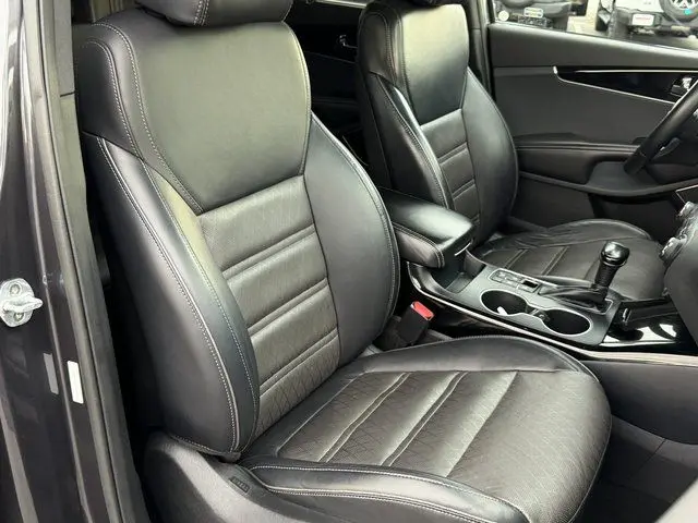 2018 Kia Sorento - $14,156