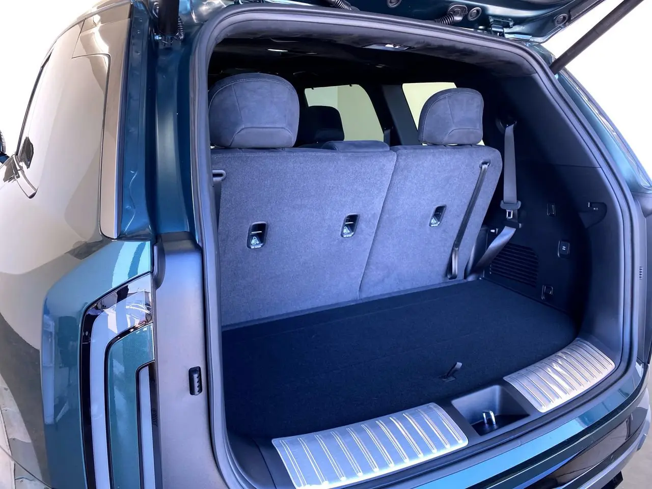 2027 Kia Telluride - $68,875