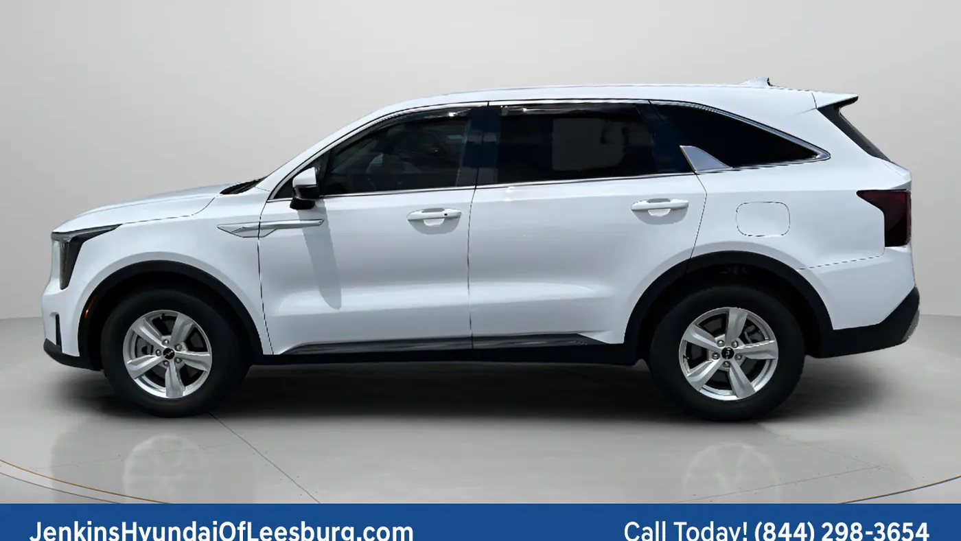 2024 Kia Sorento LX