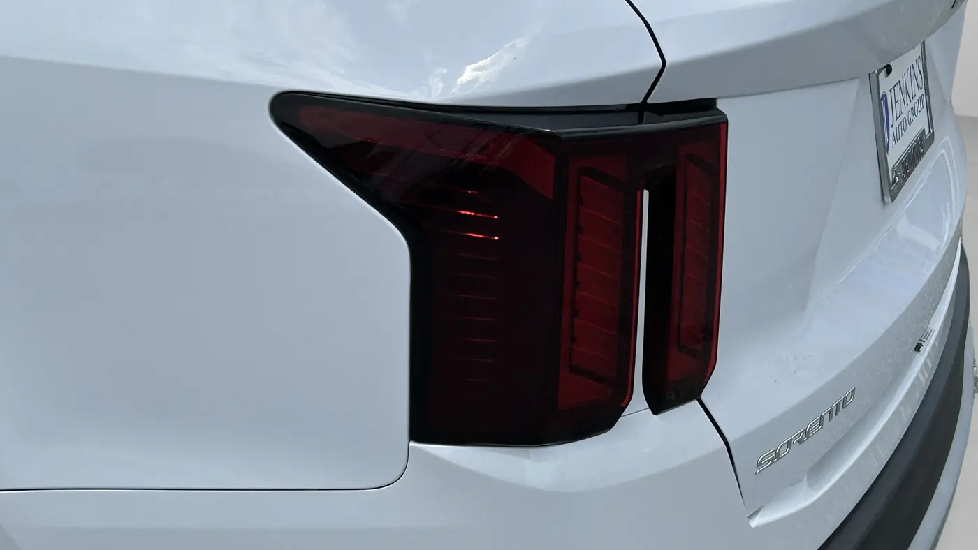 2024 Kia Sorento LX