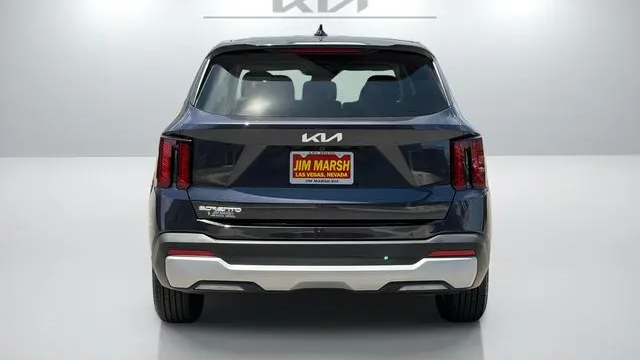 2025 Kia Sorento LX