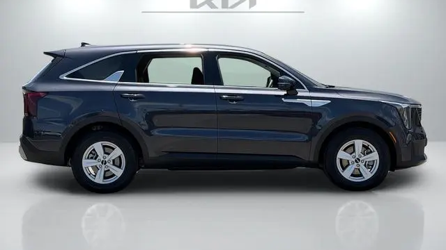 2025 Kia Sorento LX