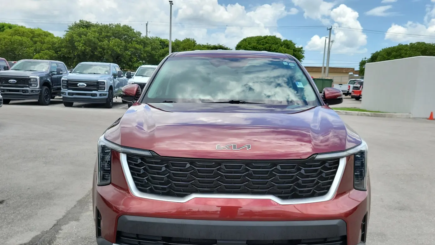 2024 Kia Sorento LX