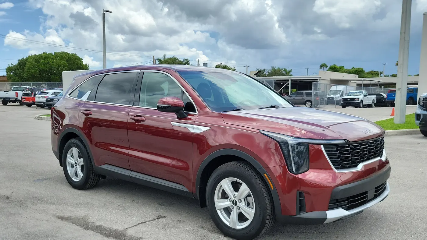 2024 Kia Sorento LX