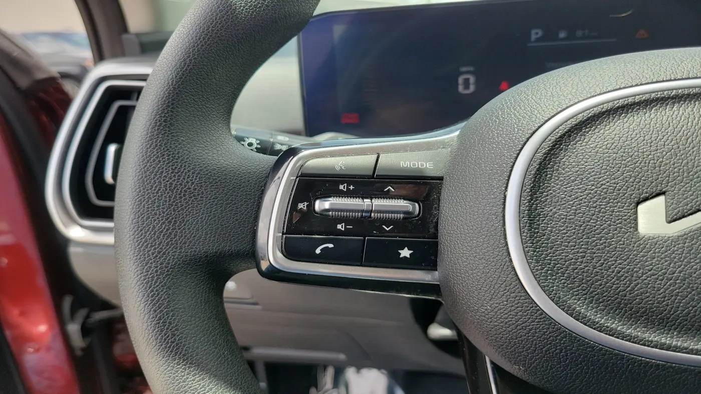 2024 Kia Sorento LX