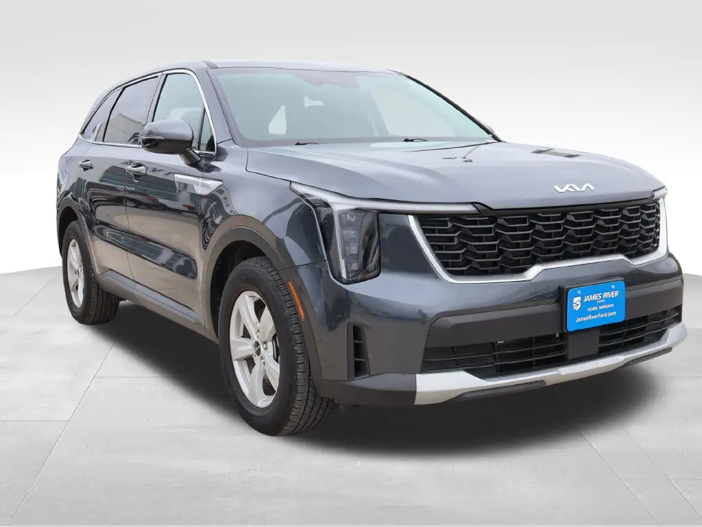 2024 Kia Sorento - $25,948