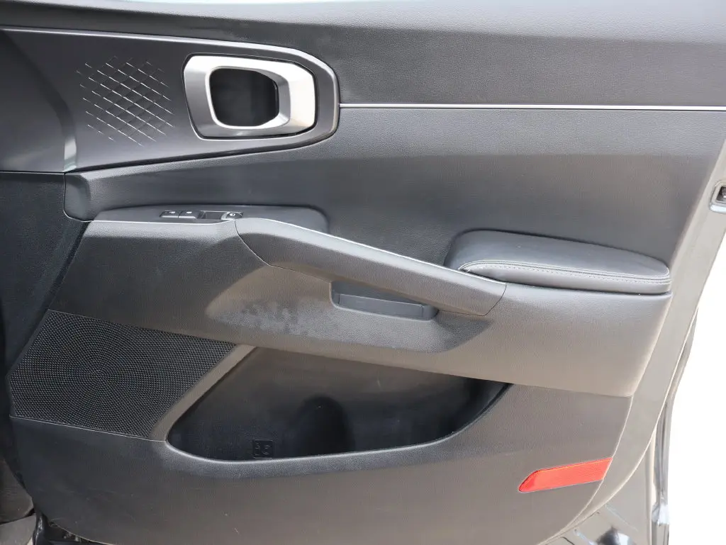2024 Kia Sorento - $25,948