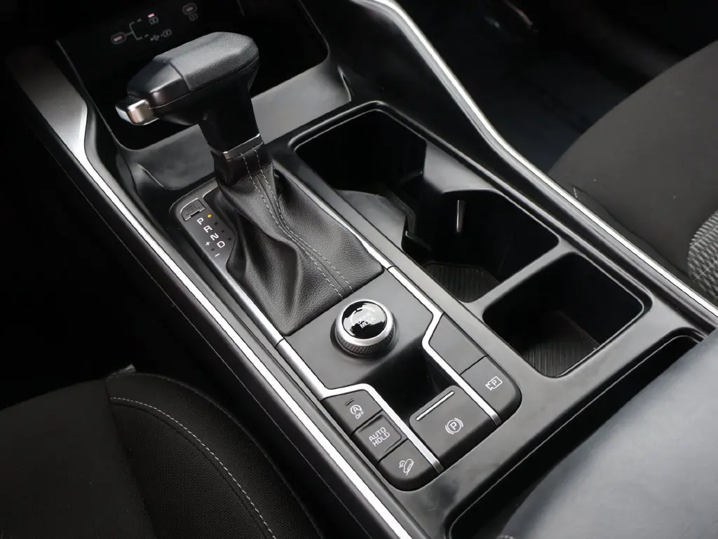 2024 Kia Sorento - $25,948