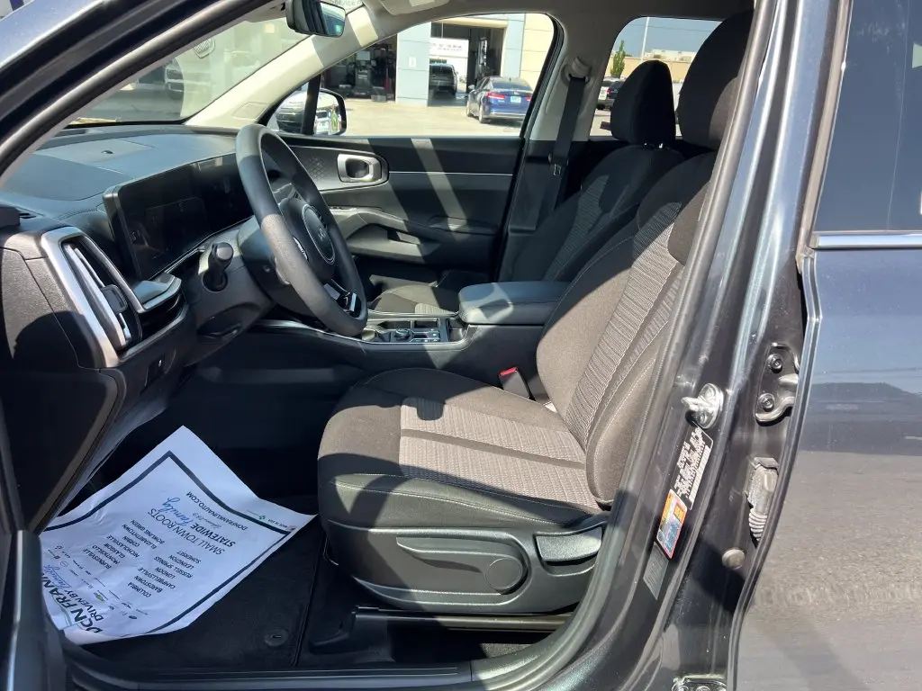 2024 Kia Sorento - $26,888