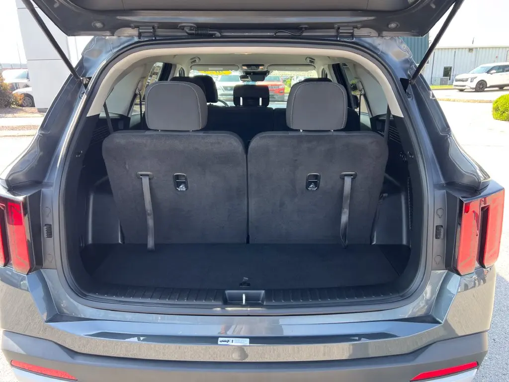 2024 Kia Sorento - $24,490