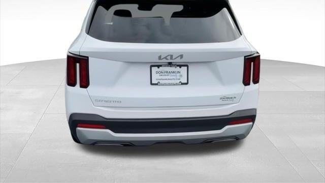 2024 Kia Sorento LX