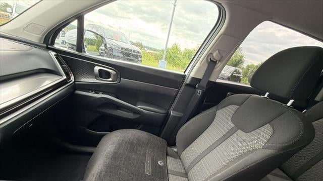 2024 Kia Sorento LX