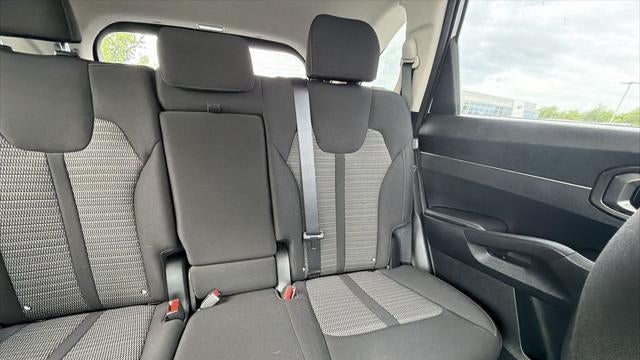 2024 Kia Sorento LX