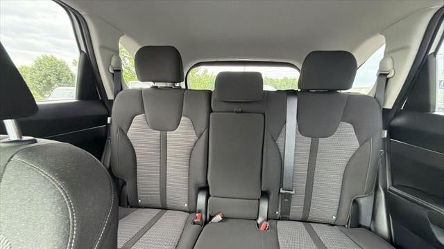 2024 Kia Sorento LX