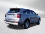 2025 Sorento Thumbnail 3