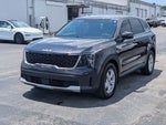 2025 Sorento Thumbnail 3
