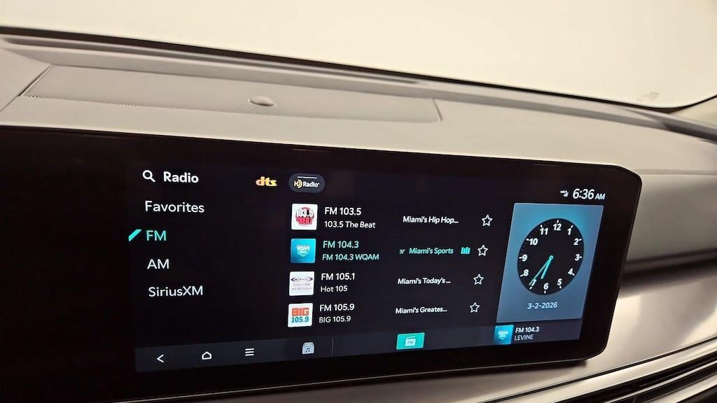 2025 Kia Sorento LX