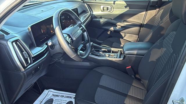 2026 Kia Sorento - $29,696