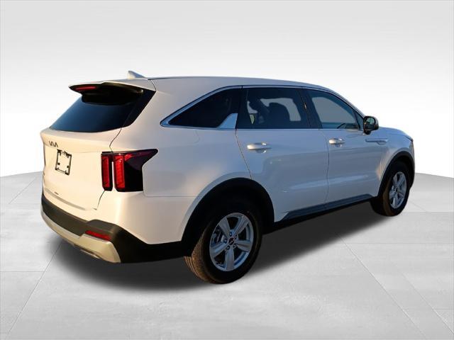 2026 Kia Sorento - $31,800