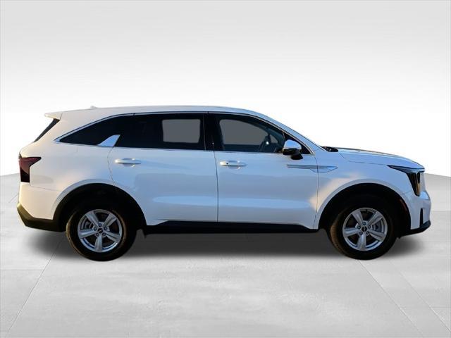 2026 Kia Sorento - $31,800