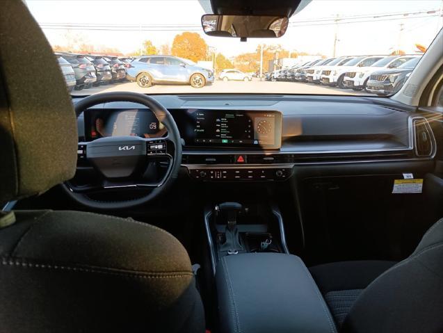 2026 Kia Sorento - $31,800