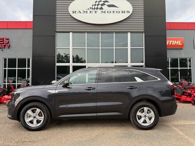 2026 Kia Sorento - $30,975