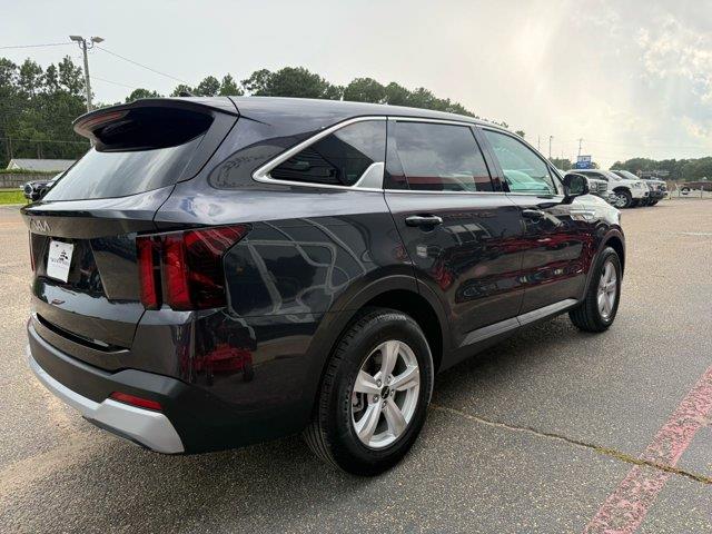 2026 Kia Sorento - $30,975