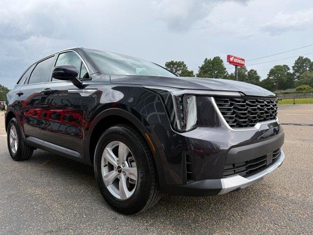 2026 Kia Sorento - $30,975