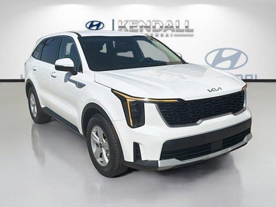 Photo of a 2025 Kia Sorento LX 4DR SUV for sale
