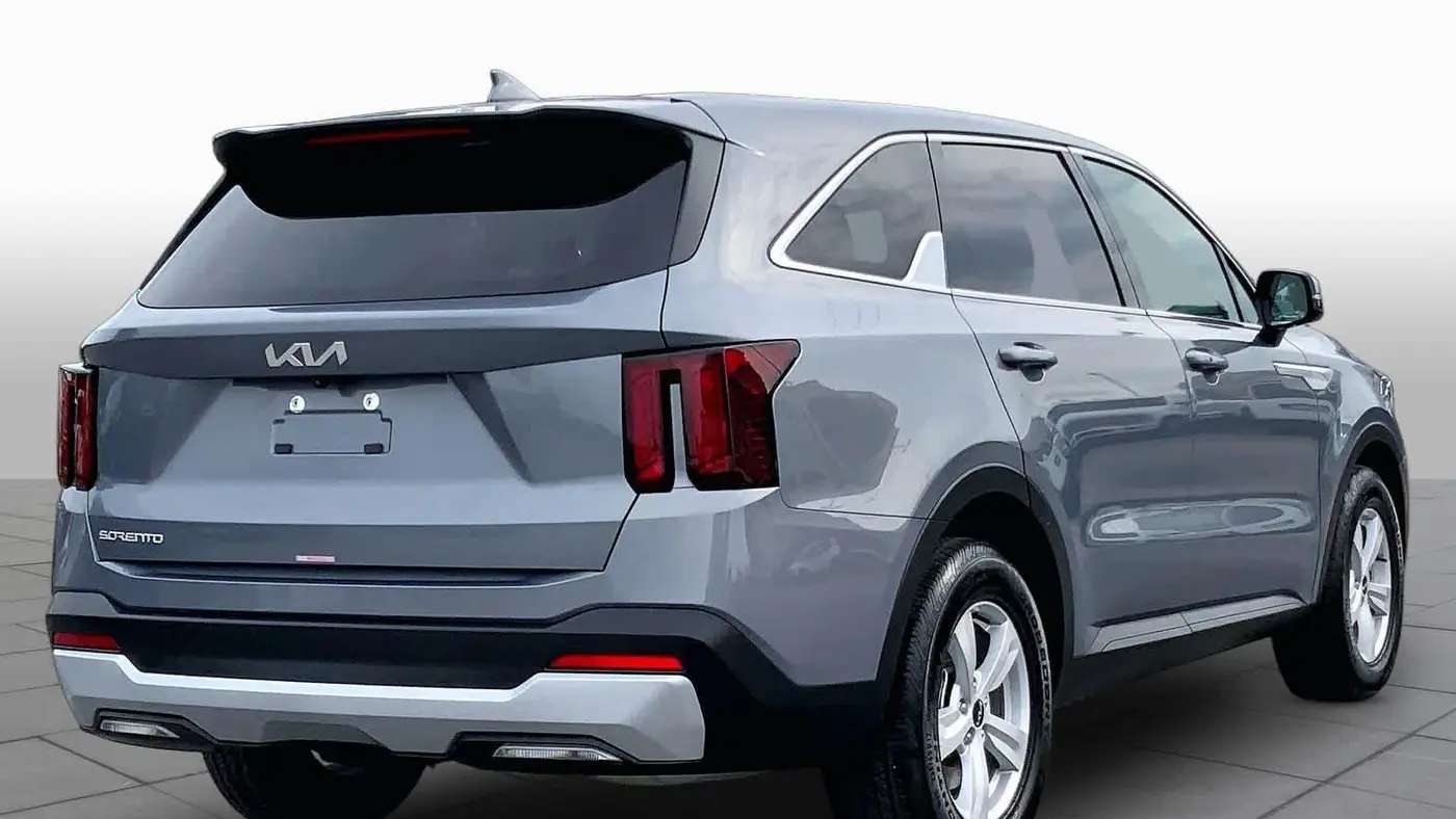 2025 Kia Sorento LX
