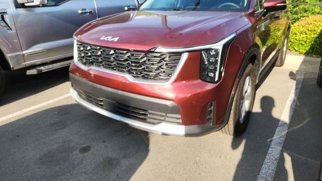 Preowned 2025 Kia Sorento LX for Sale