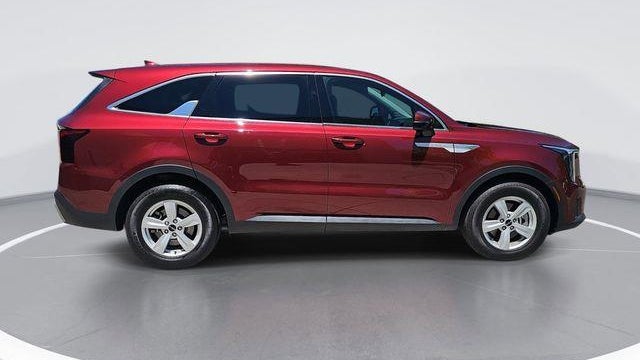 2025 Kia Sorento LX