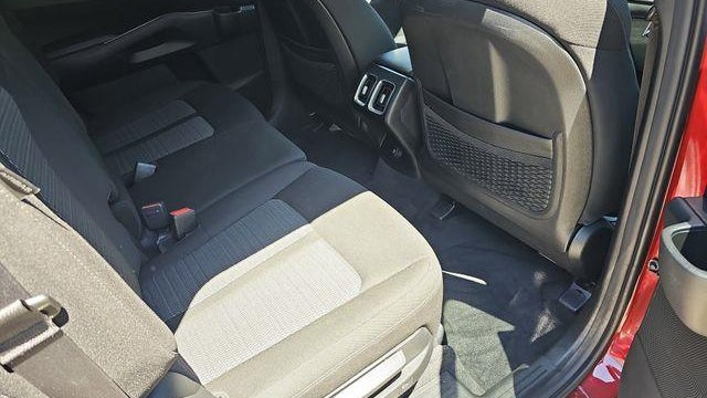 2025 Kia Sorento LX