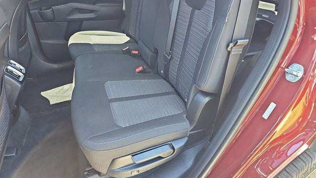 2025 Kia Sorento LX