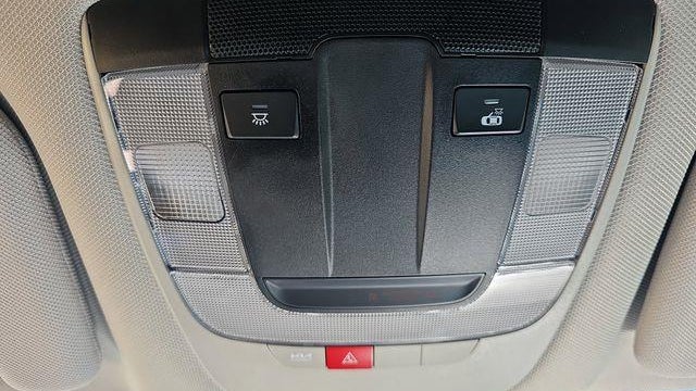 2025 Kia Sorento LX