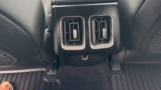 2025 Kia Sorento LX