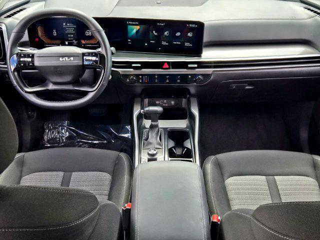 2026 Kia Sorento - $28,515