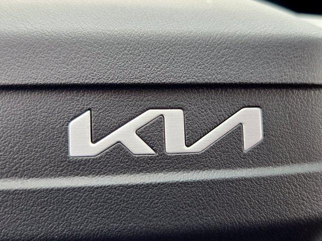 2026 Kia Sorento - $28,515