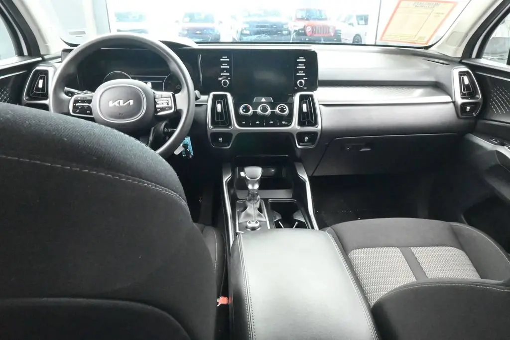 2023 Kia Sorento - $16,991