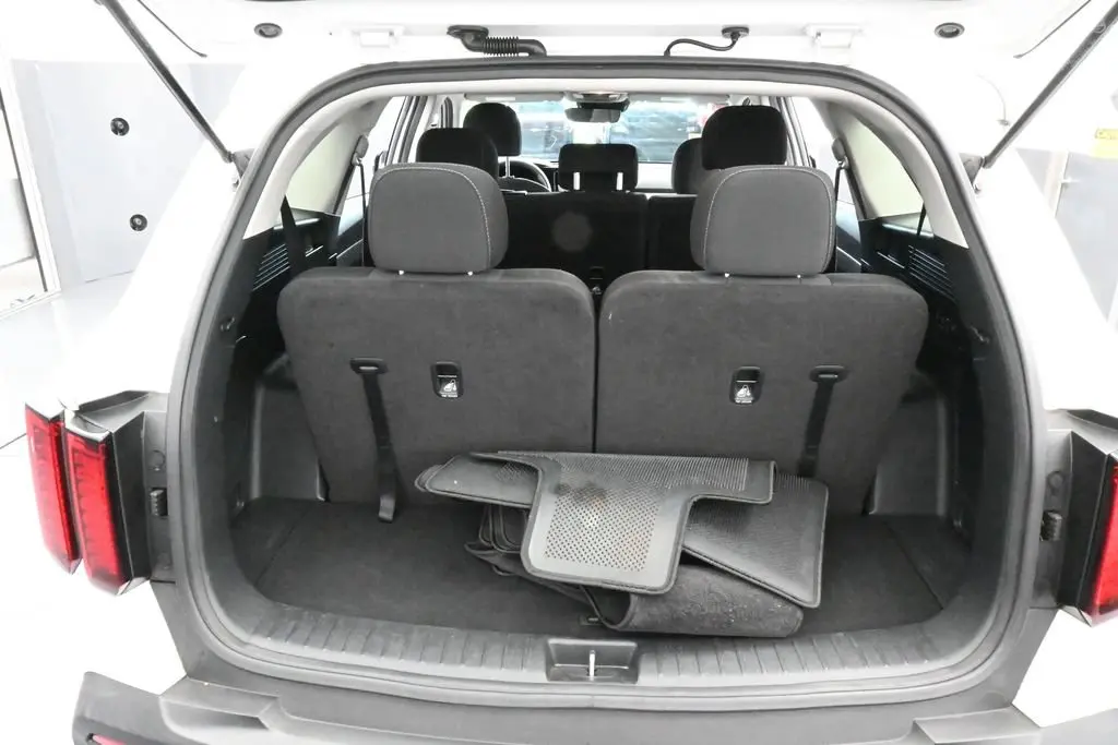 2023 Kia Sorento - $16,991