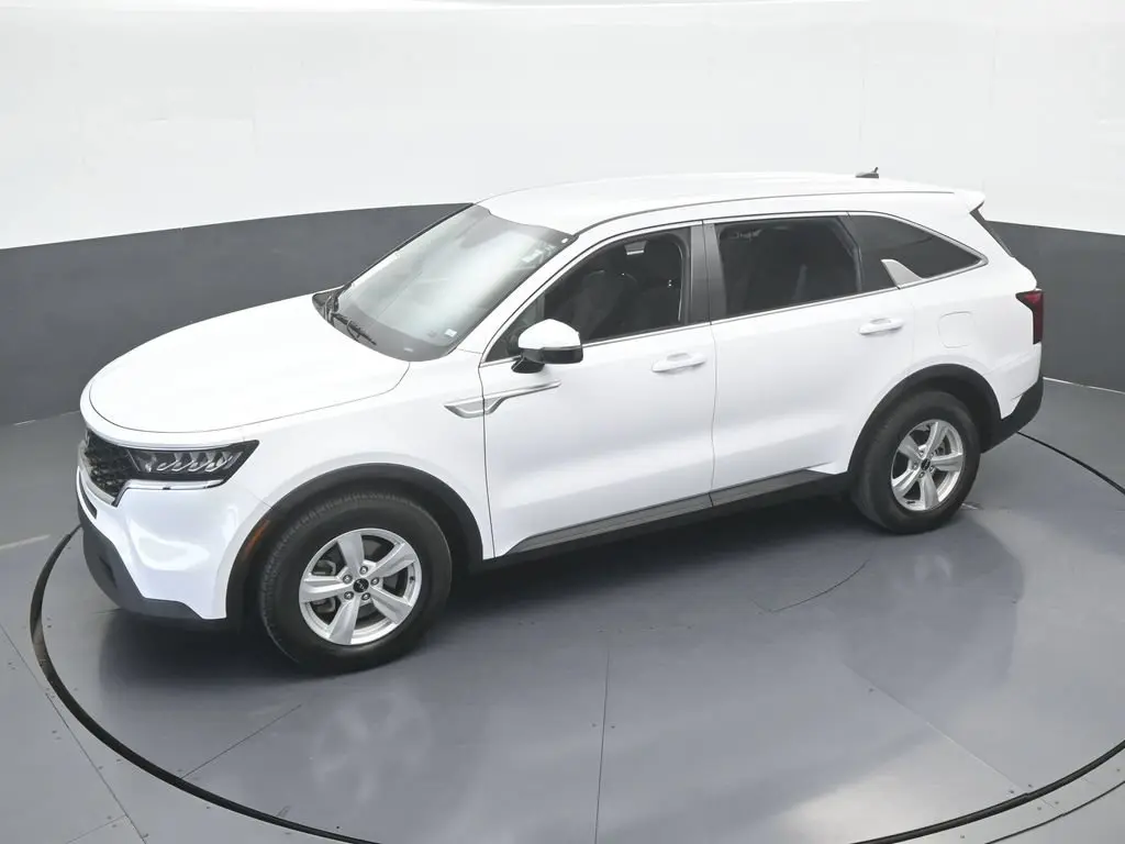 2023 Kia Sorento - $16,991