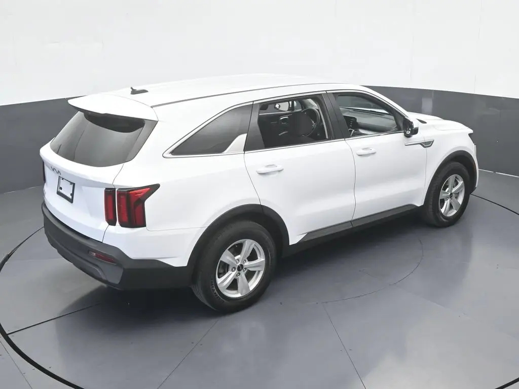 2023 Kia Sorento - $16,991