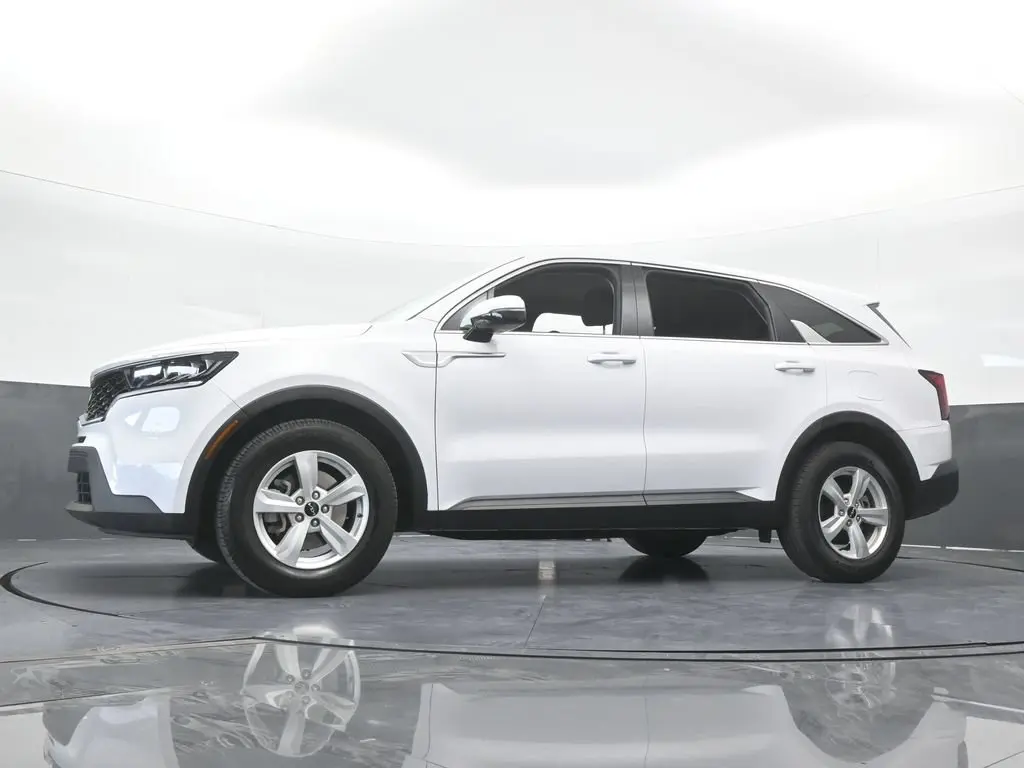 2023 Kia Sorento - $16,991