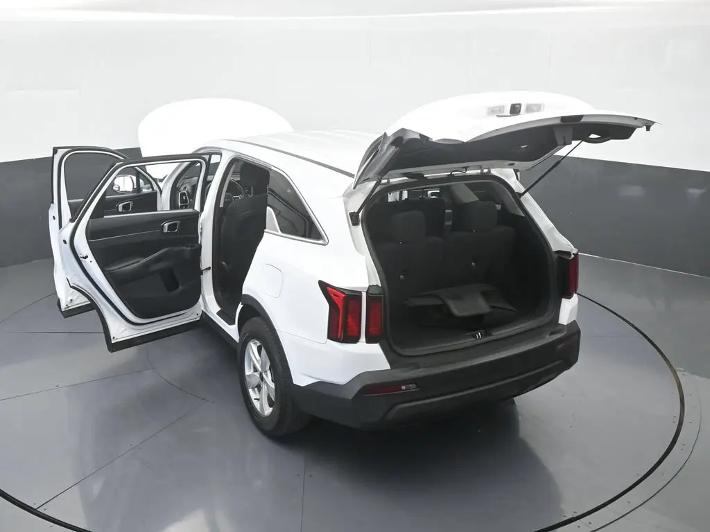 2023 Kia Sorento - $16,991