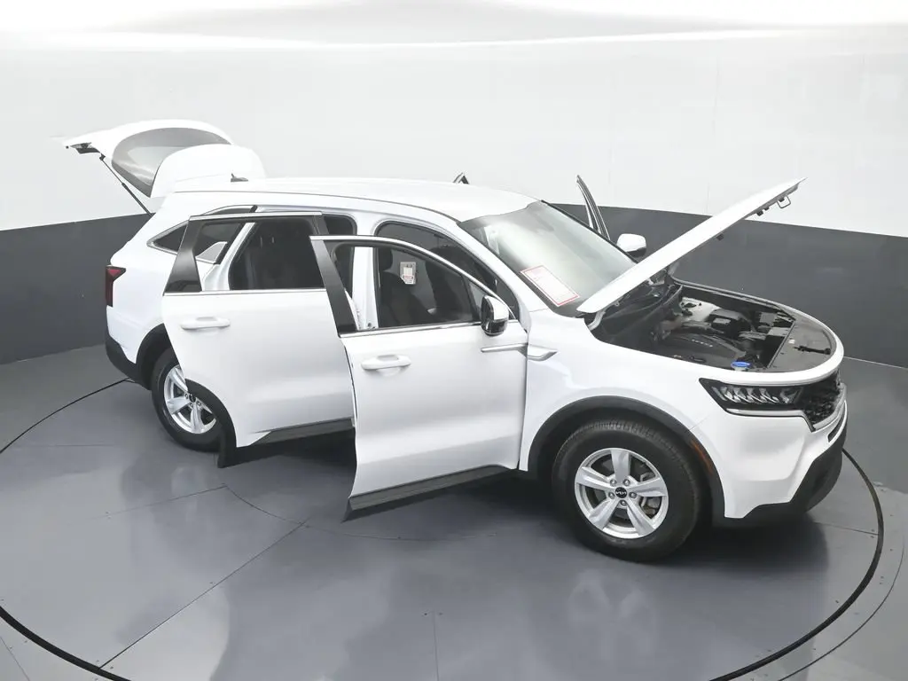 2023 Kia Sorento - $16,991