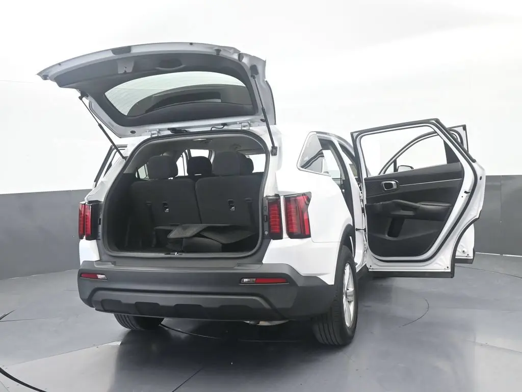 2023 Kia Sorento - $16,991