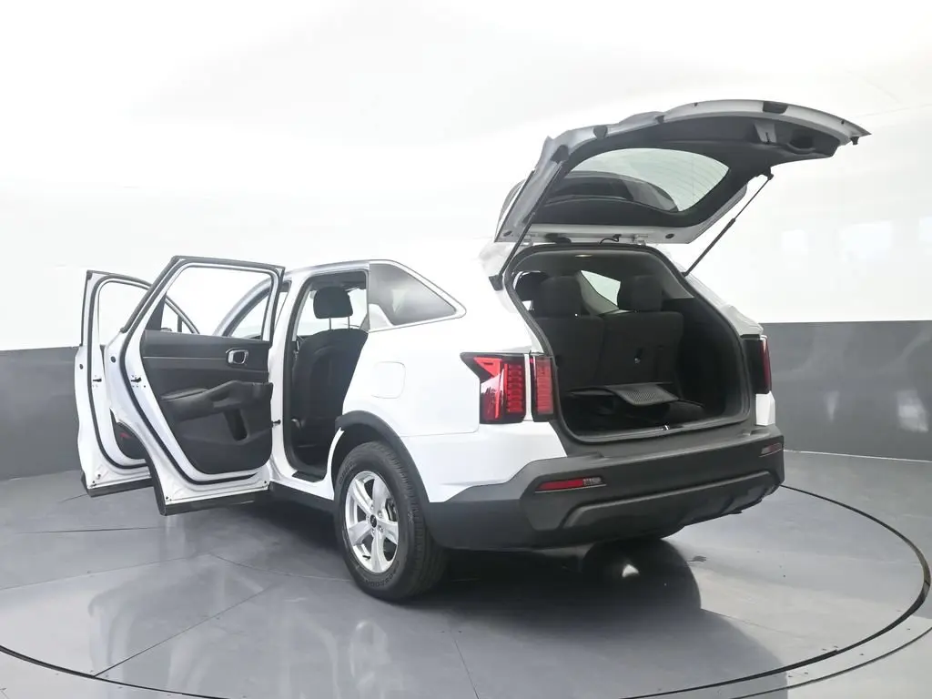 2023 Kia Sorento - $16,991
