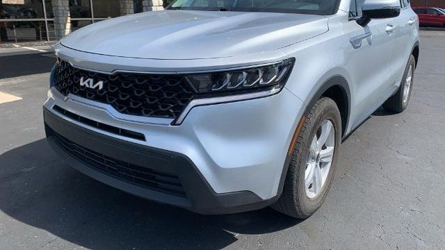 2022 Kia Sorento LX